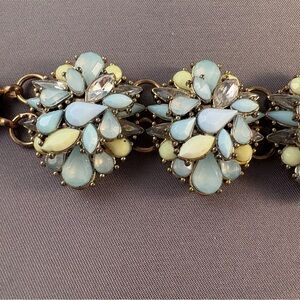 J. CREW Blue Green Clear Rhinestone Clusters Bracelet Gold Clasp 8” Long‎